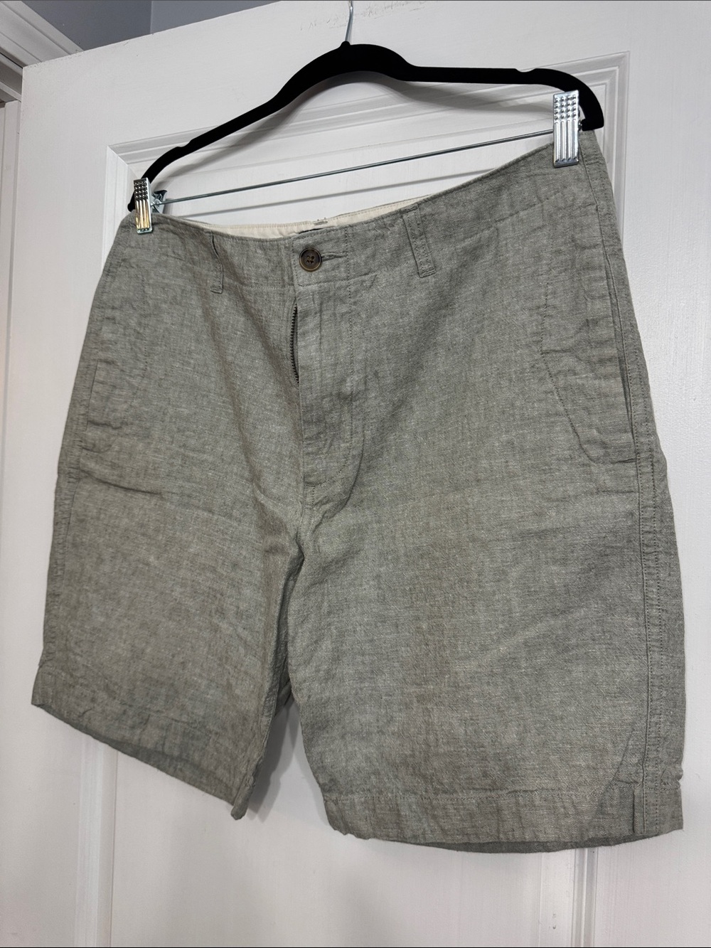J. Crew Men's Light Gray Flat Front Linen-Blend Shorts